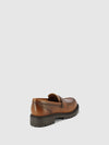 Sapatos Mocassins em Camel